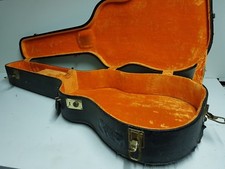 1962 GIBSON HUMMINGBIRD CASE -
