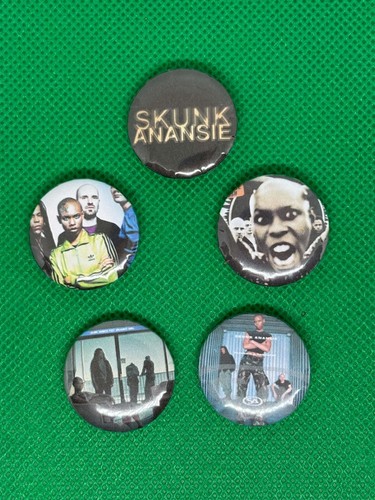 Set badges skunk - of,