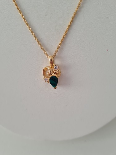 Vintage gold tone green - gold,