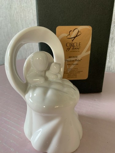 Circle love figure precious - love,