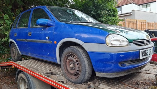 Vauxhall corsa 2000 4 - corsa,