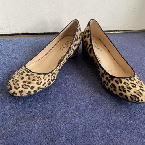 Nwot fiore leopard - nwot, shoes