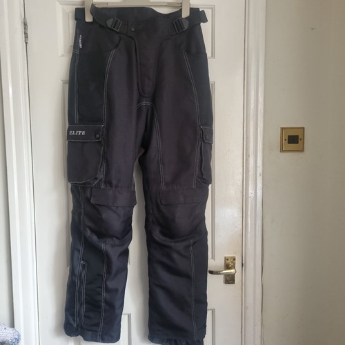 Black reissa waterproof men - black,
