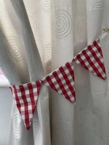 Laura ashley red gingham - laura,
