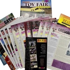 MTH ELECTRIC TRAINS CROSSING GATE NEWSLETTERS 2002 TOY FAIR EDITION LOT 