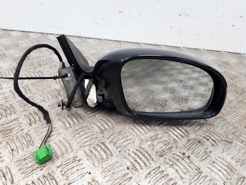 Volkswagen beetle year - 06-11,
