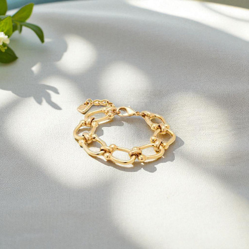 Yellow gold color chunky - gold,