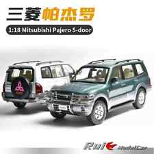 YC Model 1:18 Mitsubishi