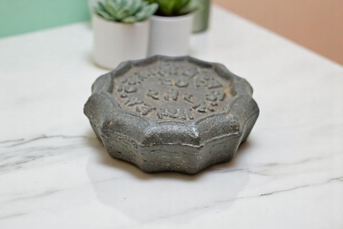 Antique iron mercantile - antique,