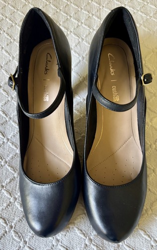 Clarks black leather upper - ,