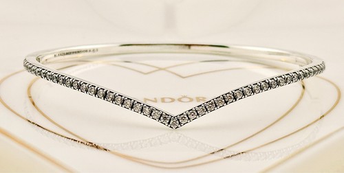 New genuine authentic - new, pandora