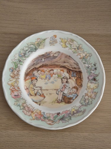 Royal worcester plate - royal, the