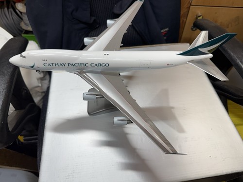 Cathay pacific cargo - pacific,