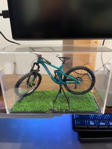 Canyon mountain bike mini - mountain, car