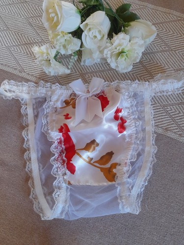 White floral lined - floral,