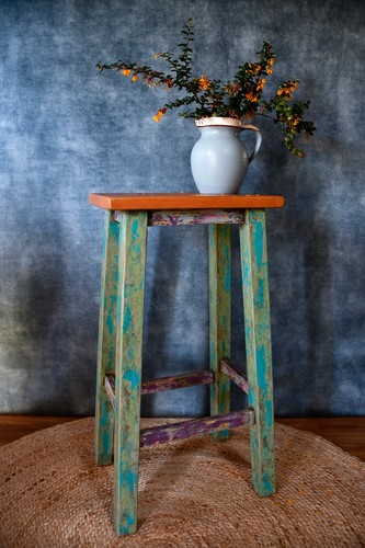 Hand painted solid - hand, bar