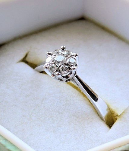 Engagement ring 9ct white gold - ring,