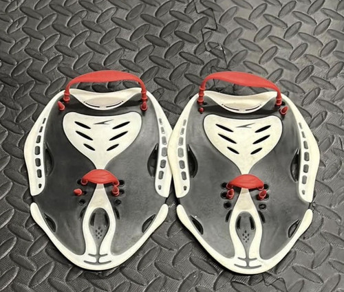 Black white red - black/white/red, swimming