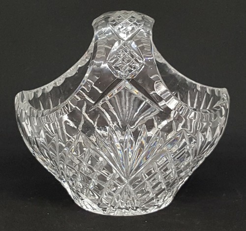 Clear cut glass - , art