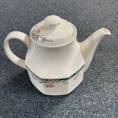 Royal doulton juno china - royal,