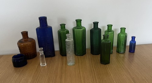 Vintage antique shop chemist - vintage,
