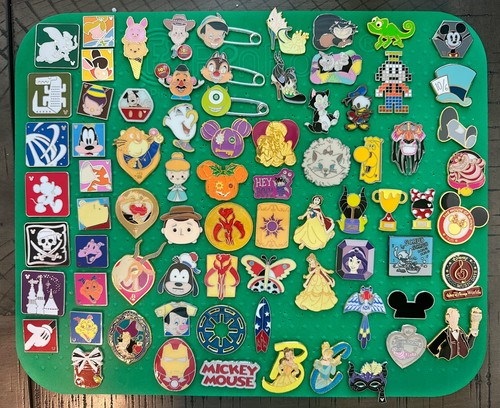Disney trading pins lot of - trading,