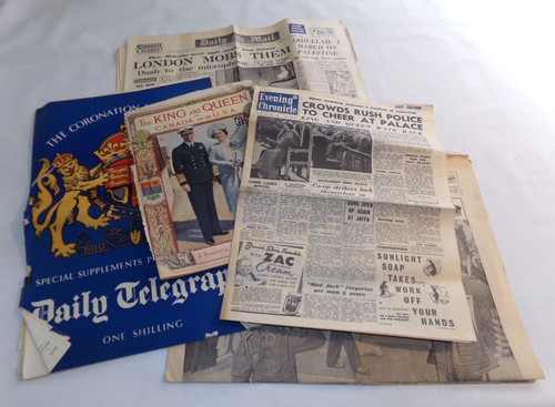 Royal family memorabilia - family,