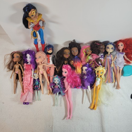 Joblot mixed dolls - joblot, of