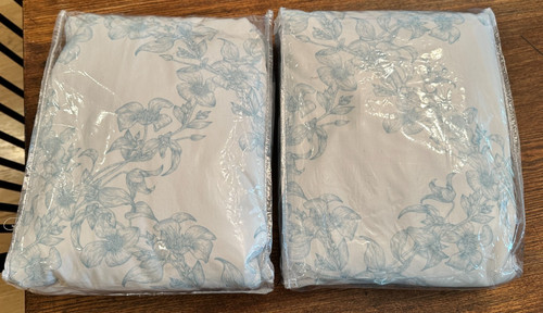 Pottery barn teen set - of, 2
