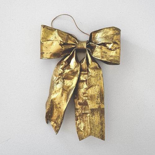Stiffened gold bow - gold, hanging