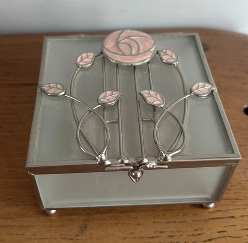 Glass jewellery trinket - jewellery,
