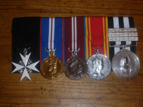 Medal mounting court - mounting,