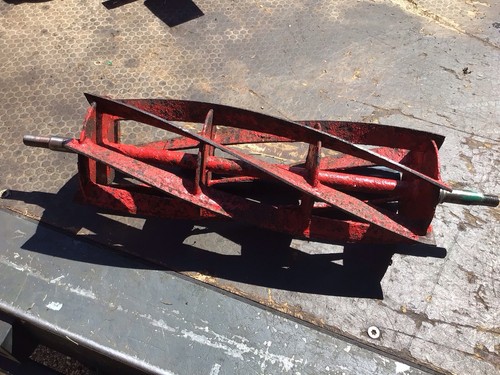 Qualcast suffolk punch 35s - qualcast,