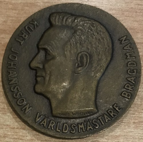 Table medal ak11 - table,
