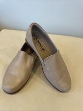 Pitillos Women’s Size 38 Beige slip on leather Shoe