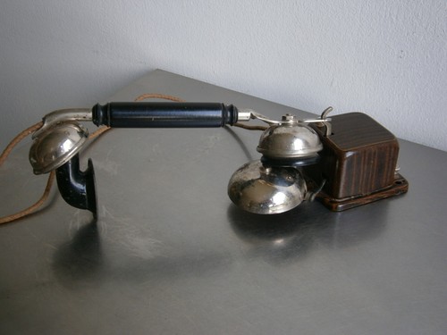 Pax metal bakelite - metal,