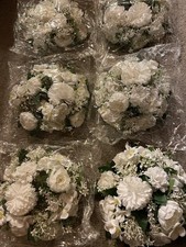 ARTIFICIAL WHITE FLORAL ROUND TABLE CENTERPIECE  x 6 NEW VGC 
