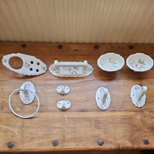 Vintage bathroom collection