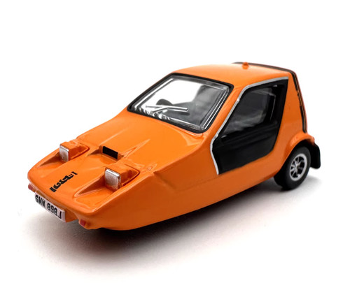 Orange bond bug - cz,