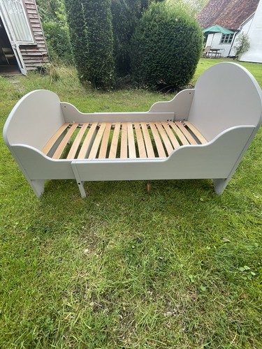 Kids grey single bed