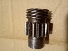 BSA B33 B31 M21 M20 CRANKSHAFT TIMING PINION oil pump  worm drive 65-0692  used 