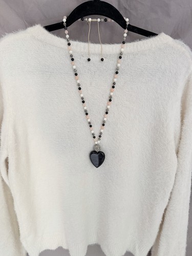 Lola rose black - black, sandstone