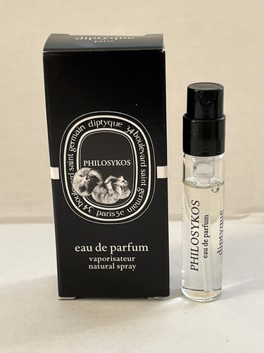 Official diptyque - **, **