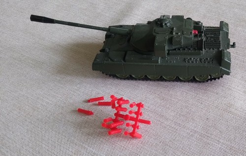 Corgi british chieftain - british,