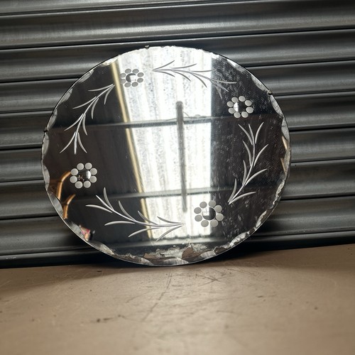 Circular round art deco 1930s - round,