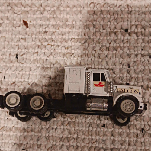 Falcon diecast truck lorry - diecast, truck/lorry