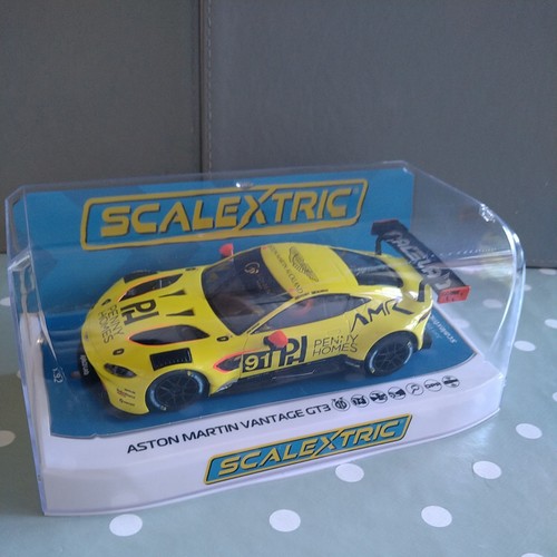 Scalextric c4446 aston - scalextric,