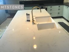 WHITE CARRARA QUARTZ KITCHEN