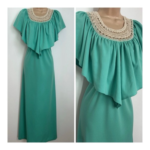 Vintage 1970s jade green - green, lace
