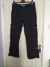 Mens Cargo Trousers. Topman. Black. Size 34R. Zip Fly & popper fastening.Pockets